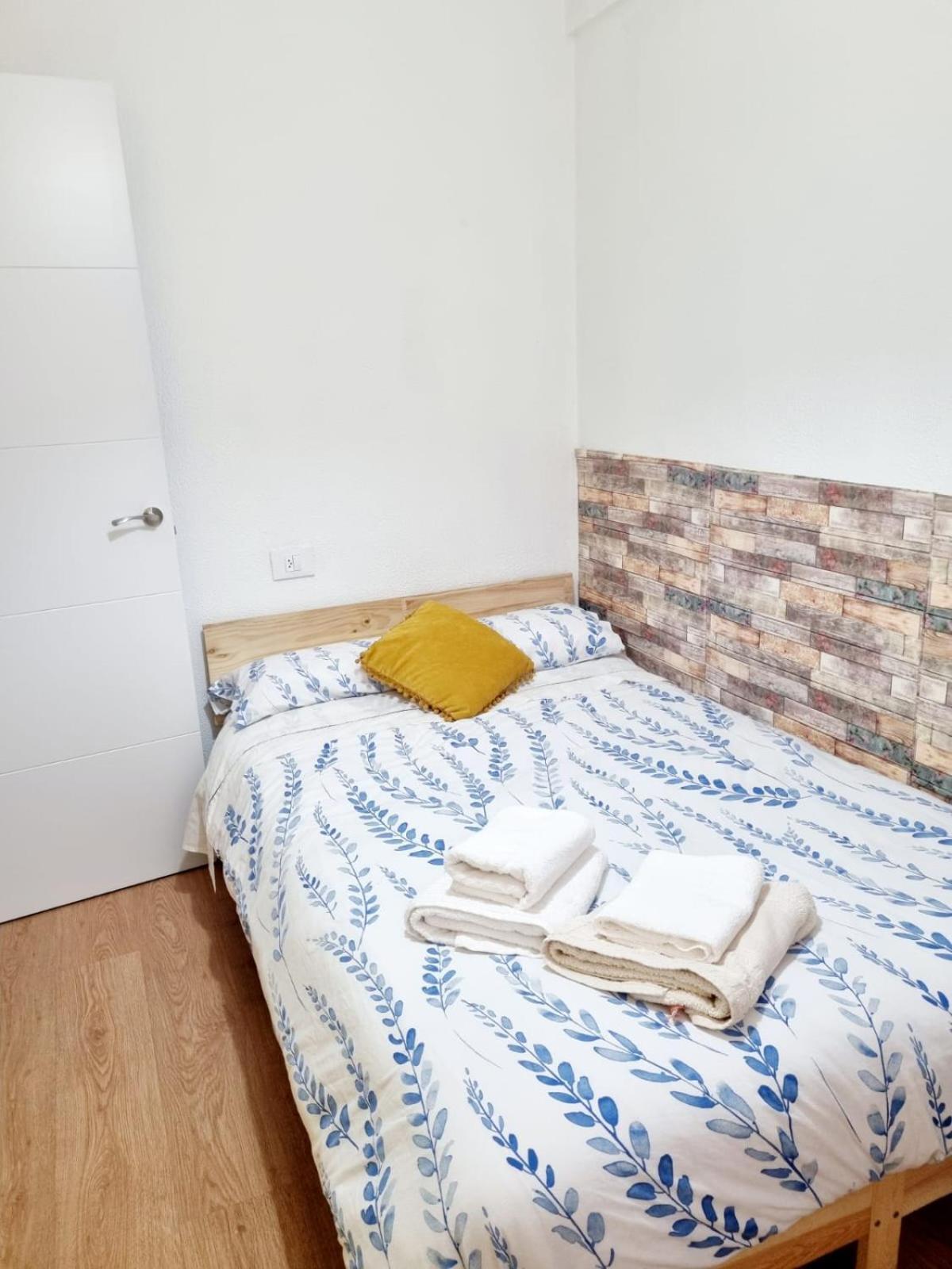 Acogedor, Con Garaje, Centrico. Vigo Exterior foto