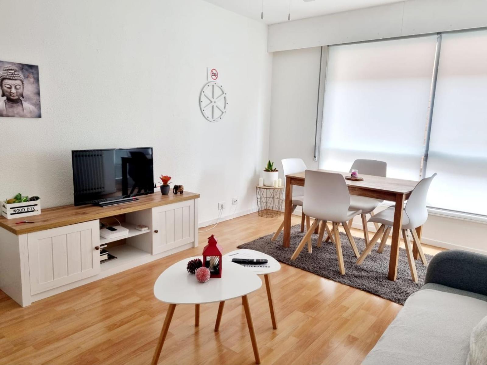 Acogedor, Con Garaje, Centrico. Vigo Exterior foto